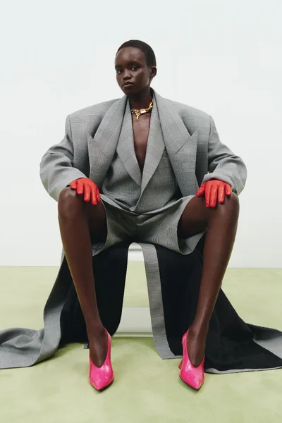 Look 3